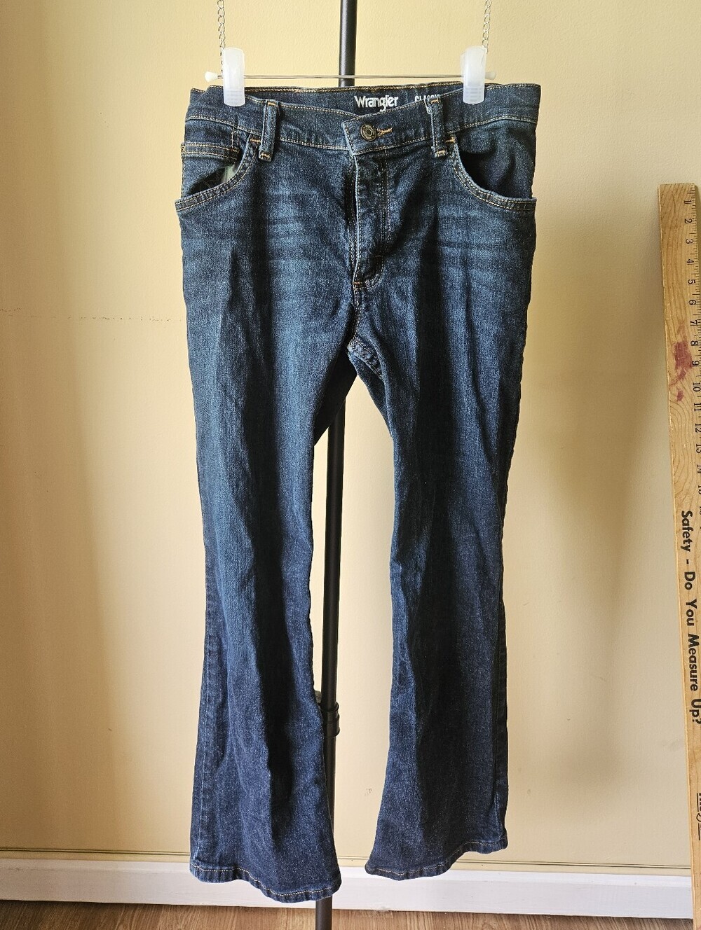 Wrangler Boy's Bootcut Jeans in Dark Blue Size 14